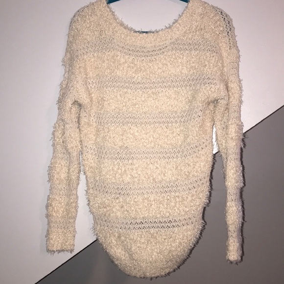 Sweater - Picture 4 of 4